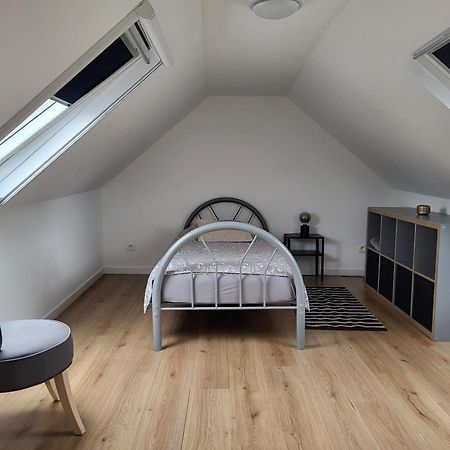 Brussels Bed & Blockchain Private Rooms With Shared Bathroom Exterior foto