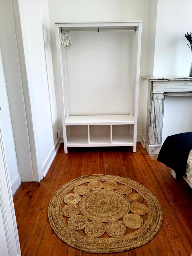 Brussels Bed & Blockchain Private Rooms With Shared Bathroom Exterior foto