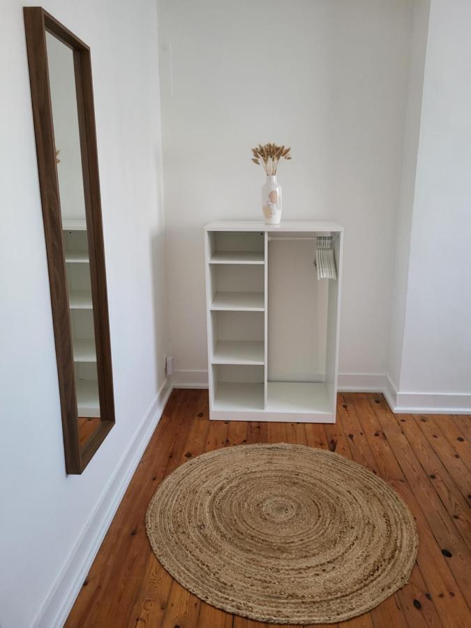 Brussels Bed & Blockchain Private Rooms With Shared Bathroom Exterior foto